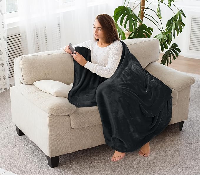 Utopia Bedding Fleece Blanket Throw Size Black 300 GSM Luxury Anti-Static Fuzzy Soft Microfiber Blanket for Couch, Sofa and Bed (60x50 Inch)
