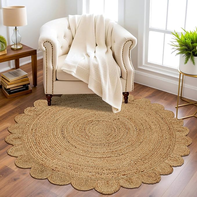 Savi Home Hand Woven Jute Braided Scalloped Rug, 4' Round - Natural, Reversible Area Rugs for Living Room, Farmhouse, Kitchen, Handcrafted 4 Feet Round Area Rugs - Natural