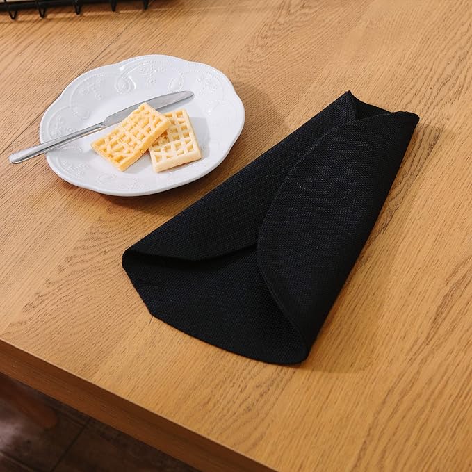 Set of 4 Round Placemat 15 Inch Soft Linen eco-Friendly Fabric Handcrafted Machine Washable Indoor & Outdoor Tablemat Black