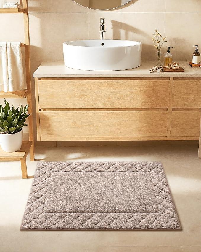 Color&Geomety Long Bathroom Rugs Runner Non Slip 24"x43", Absorbent Light Brown Bath Mat Washable, Luxury Bathroom Mat Shower Mat Outside Shower
