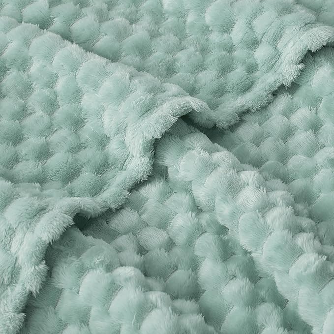 EXQ Home Fleece Blanket Twin Size for Couch or Bed - 3D Imitation Turtle Shell Jacquard Decorative Blankets - Cozy Soft Lightweight Fuzzy Flannel Blanket Suitable for All Seasons(60"×80",Cyan-Blue)