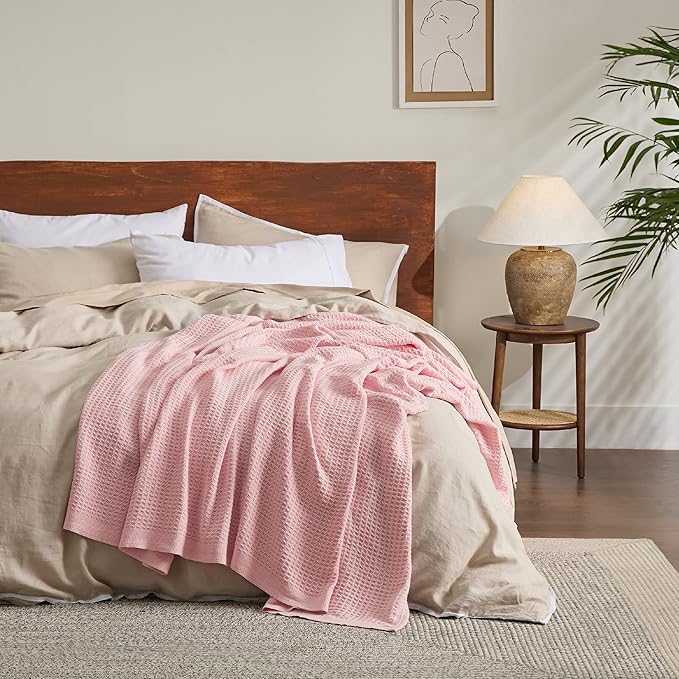 Bedsure 100% Cotton Blanket Queen Size for Bed - Breathable and Soft, Waffle Weave Blanket for Summer Spring, Pink, 90x90 Inches