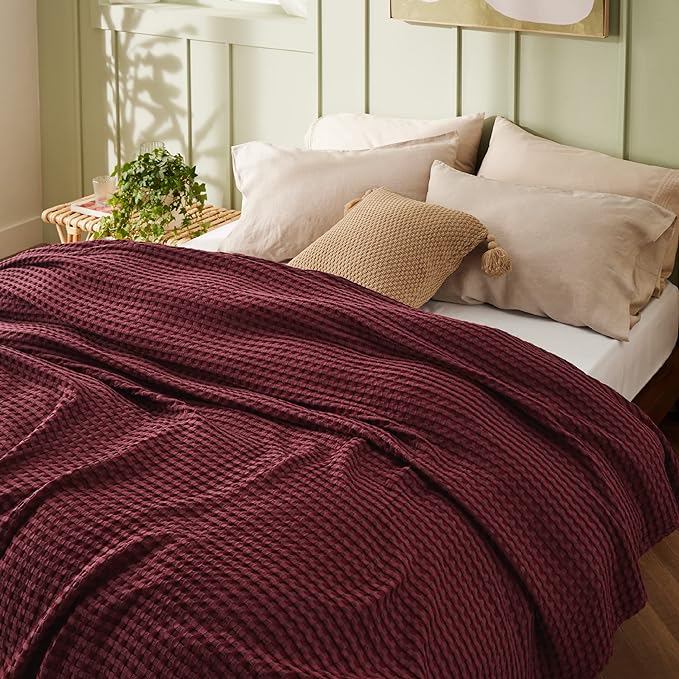 Bedsure Cooling Cotton Waffle Queen Size Blanket - Lightweight Breathable Blanket of Rayon Derived from Bamboo for Hot Sleepers, Luxury Throws for Bed, Couch and Sofa, Burgundy, 90x90 Inches