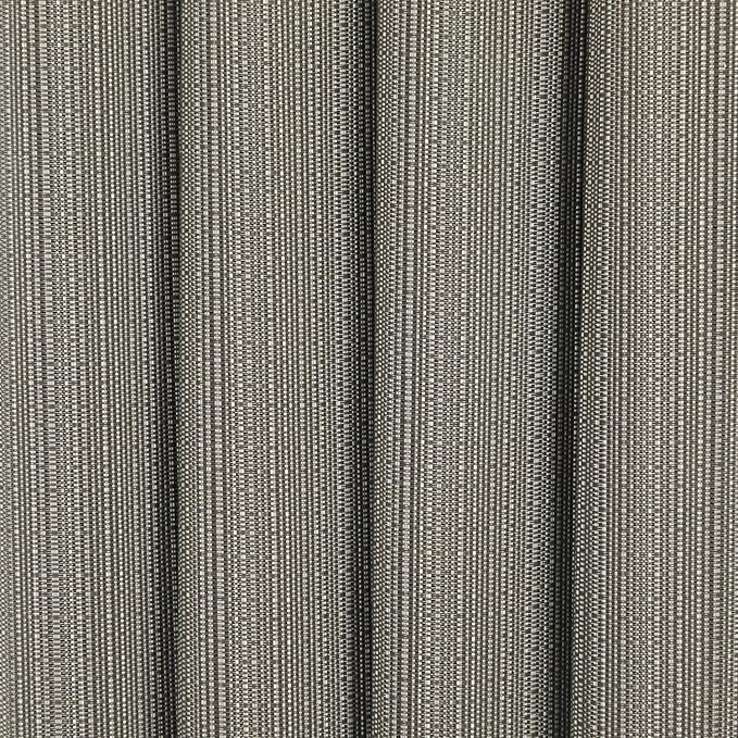 SHACOS Wedge Placemats Set of 4 for Small Round Table Woven Vinyl Non Slip Heat Resistant Table Place Mats Wipe Clean Indoor Outdoor (4, Gray)