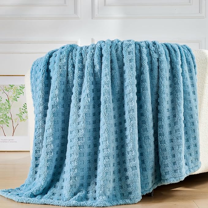 NEWCOSPLAY Super Soft Twin Blanket Blue Premium Silky Flannel Fleece 3D Waffle Checkered Lightweight Bed Blanket All Season Use (Blue, Twin(60"x80"))