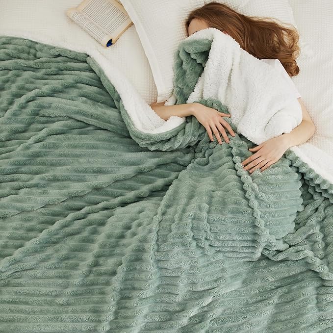 Bedsure Sherpa Blanket King Size for Bed - Super Soft Cozy Plush Fleece Thick Warm Blanket for Winter, Sage Green, 108x90 Inches