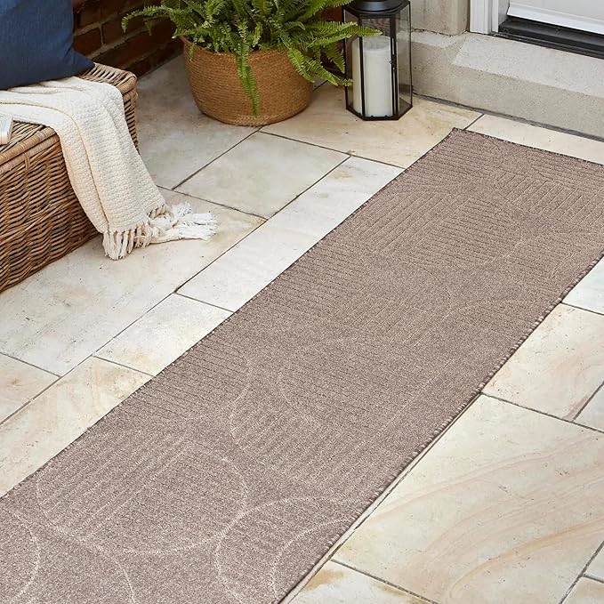 JONATHAN Y SCN104D-28 Nordby High-Low Geometric Arch Scandi Striped Taupe/Beige 2 ft. x 8 ft. Indoor/Outdoor Runner Rug for Patio, Backyard, Living Room, Bedroom, Office, Hose-Washable