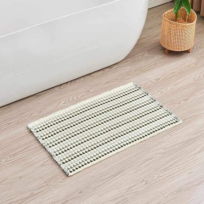 Douceur Boho Bath mat for Bathroom Floor Non Slip, Acrylic Blend Cute Bath Mats with Tassels, Quick Dry Bath mats Machine Washable, 20" x 32", Grey
