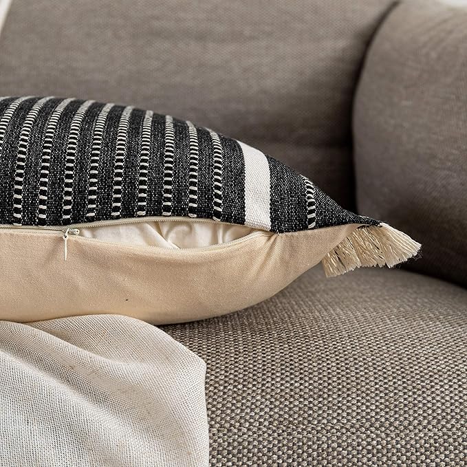 OJIA Modern Throw Pillow Cover with Tassels, Decorative Liana Fringe Accent Cushion Case, Farmhouse Woven Pillowcase for Sofa Chair Couch Bed Decor (Lumbar 20 x 20 Inches, Black)