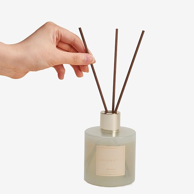 Cocorrína Reed Diffuser Set, 6.7 oz Clean Linen Scented Diffuser with Sticks Home Fragrance Reed Diffuser for Bathroom Shelf Decor