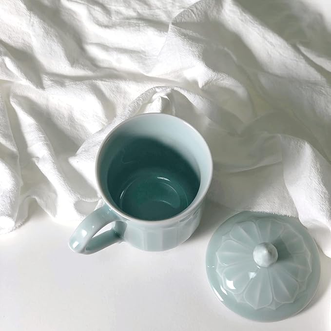 Porcelain Lotus Tea Cup with Lid and Handle, 12 oz Unique Coffee Mug, Microwave Dishwasher Safe, Gifts for Women and Men, Aesthetic Chinese Celadon 1 Pack (Ivory Blue)