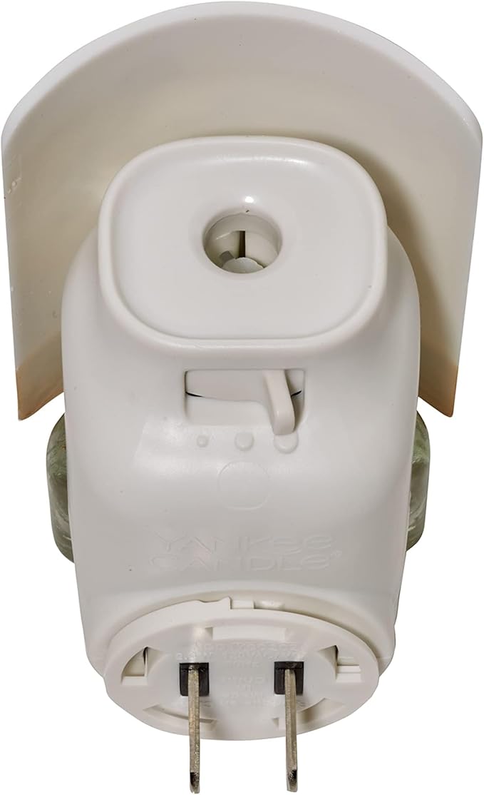 Yankee Candle Natural Simplicity with Light Scent Plug Diffuser
