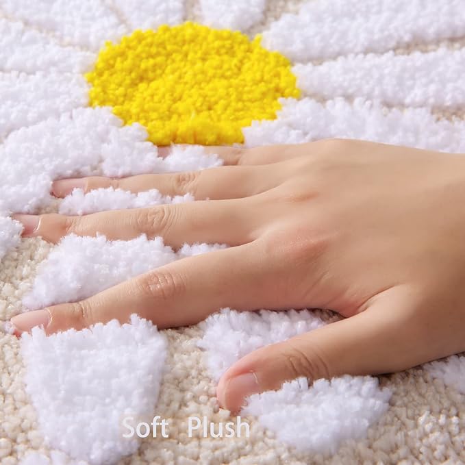 QJHOMO Beige Bathroom Rugs Cute Daisy Bath Mat White and Yellow Flower Decor Rug Non Slip Floor Carpet Microfiber Bathmat Super Absorbent Machine Washable Bathtub Mats for Shower (16x24 inch)