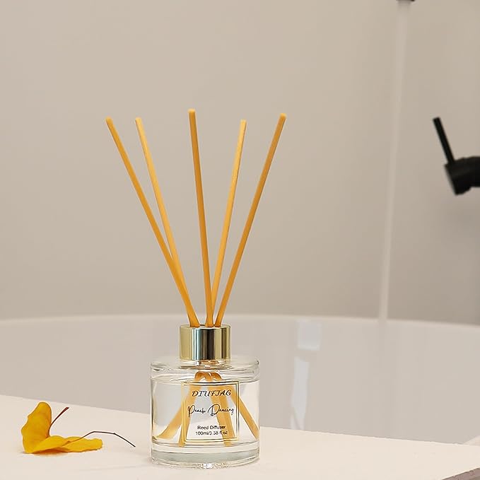 100ml Scent Diffuser with 6 Fiber Sticks, 3.5 oz Reed Diffuser Set Aromatherapy Fragrance Diffusers Air Fresheners for Home Bedroom Bathroom (Peach)