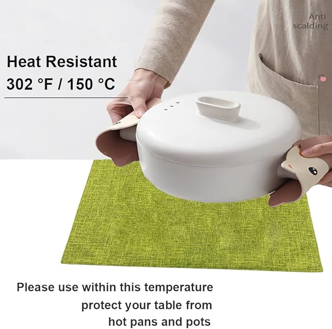 Weabetfu Cloth Placemats Set of 4 Heat Resistant Dining Table Placemmats Cotton Linen Machine Washable Kitchen Table Mats Wrinkle Free Thick Fabric Place Mats,Easy to Clean,13×19inch,Grass Green