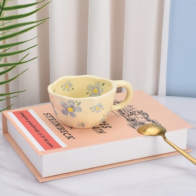 Koythin Ceramic Coffee Mug, Creative Flower Cup for Office and Home, Dishwasher and Microwave Safe, 8.5 oz/250 ml for Latte Tea Milk (Blue Flower)