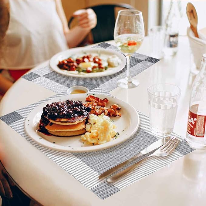 GIVERARE Placemats Set of 4, Heat-Resistant Woven Vinyl Placemat, Non-Slip Washable PVC Table Mat, Easy to Clean Premium Plastic Mats for Dining, Kitchen Table (Silver+Gray)