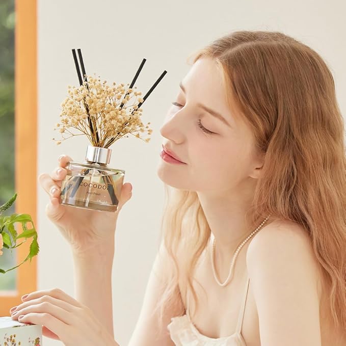 COCODOR Preserved Flower Reed Diffuser/Cedar Wood/6.7oz/1Pack / Home Fragrance Scent Essential Oil Stick Diffuser for Bedroom Bathroom Home Décor
