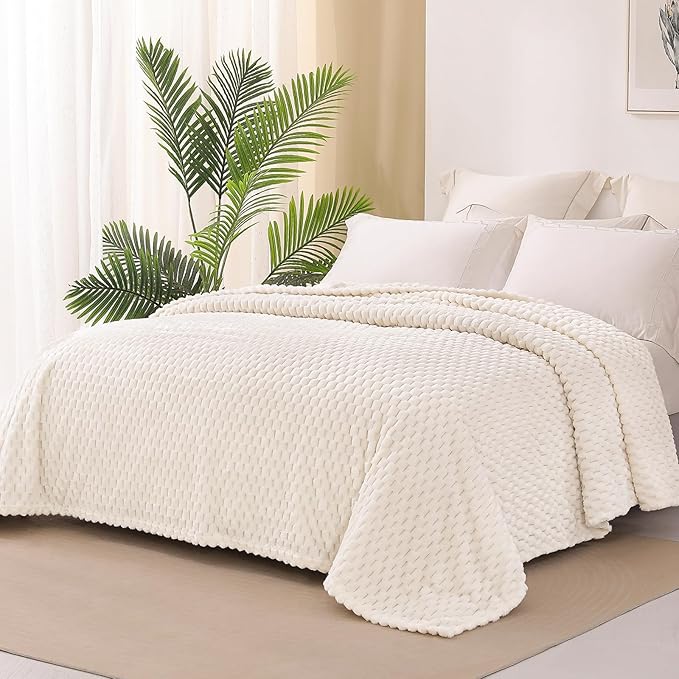 Exclusivo Mezcla Queen Size Soft Fleece Blanket, 90x90 Inches Stylish Jacquard Velvet Blanket for Bed, Fuzzy Cozy Lightweight for All Season, Ivory