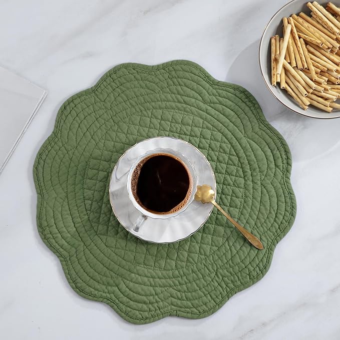 HOMBYS Quilted Placemats Set of 6 Washable Round Placemats for Kitchen Table-100% Cotton Fabric 13 Inch Round Table Mats, Cotton Fabric with Microfiber Filling (13"x13", Emerald Green)