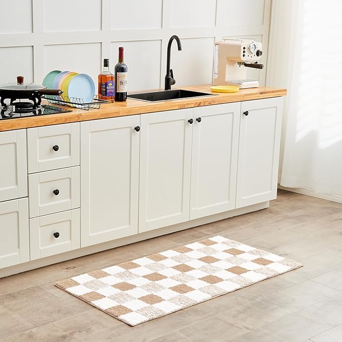 CozeCube Beige Checkered Bath mats Non Slip, Fluffy Absorbent Microfiber Runner Bath mat Washable, Aesthetic Bathroom Rugs, Long Bath mat for Bathroom Floor, 59" x 24"