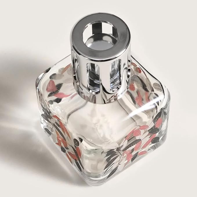 Lampe Berger Giftset Ice Cube - Home Fragrance Diffuser - Perfuming - 5.5 x 3 x 3 inches - Made in France - Includes Fragrance 8.45 Fluid Onces - 250 milliliters (Leaves)