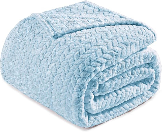 Exclusivo Mezcla Light Blue Fleece Twin Size Blanket for Bed, 90x66 Inches Soft Cozy Jacquard Flannel Blankets, Lightweight Fuzzy Plush Warm for All Seasons