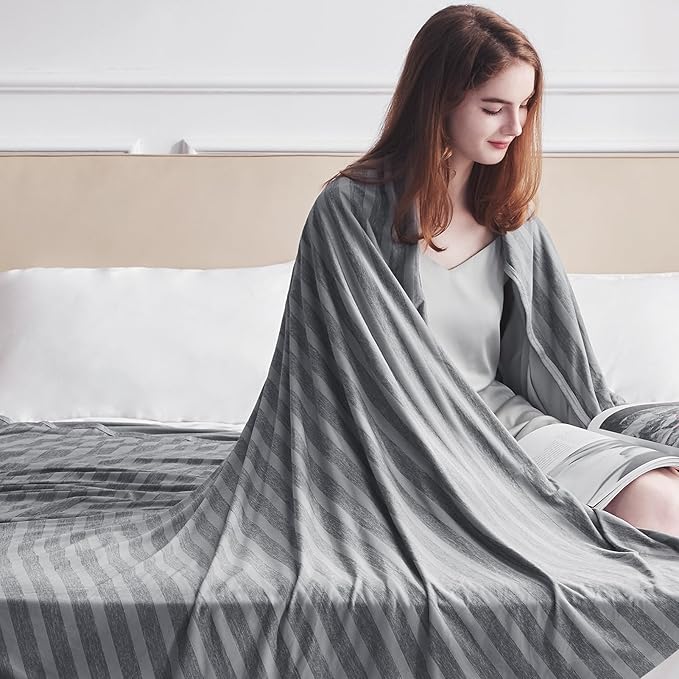 Guohaoi Cooling Blanket (90"x90"Queen Size) for Hot Sleepers and Night Sweats,100% Oeko-Tex Certified,Arc-Chill Q-Max >0.5 Cool Fiber,Ultra Cold Breathable,Comfortable,All-Season.