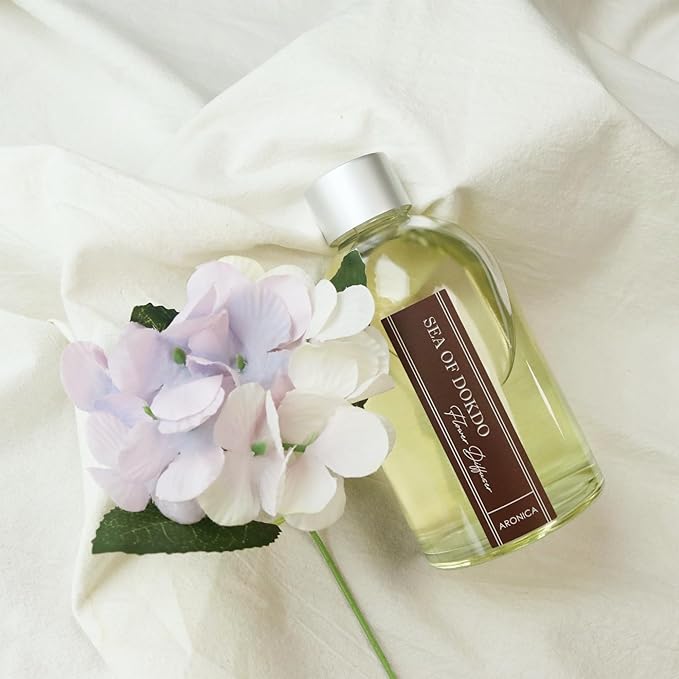 Aronica Japanese Decor for Women Desk, Cosas para Decorar Escritorio, Korean Living Room, Cubicle Accessories Aesthetic