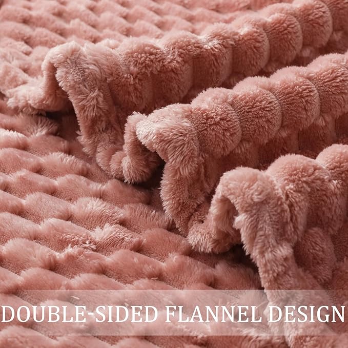 Exclusivo Mezcla Twin Size Soft Fleece Blanket, 90x66 Inches Stylish Jacquard Velvet Blanket for Bed, Fuzzy Cozy Lightweight for All Season, Dusty Pink