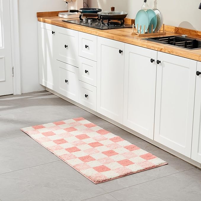 CozeCube Checkered Bath mats Non Slip, Plush Shaggy Bath Rugs for Bathroom Washable, Buffalo Plaid Bath mat, Pink Christmas Bathroom Rugs, Blossom Pink, 36" x 24"