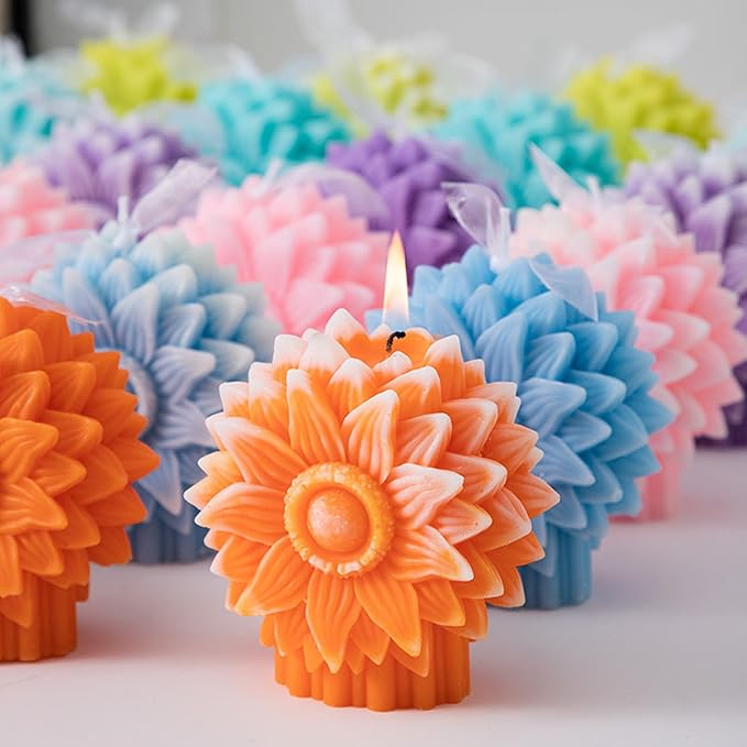 Sunflower Shaped Scented Candle,130G Handmade Clusters Aesthetic Soy Wax Aroma Decorative Candle for Table Photo Prop Valentine's Day Wedding Birthday,Prefect for Meditation Stress