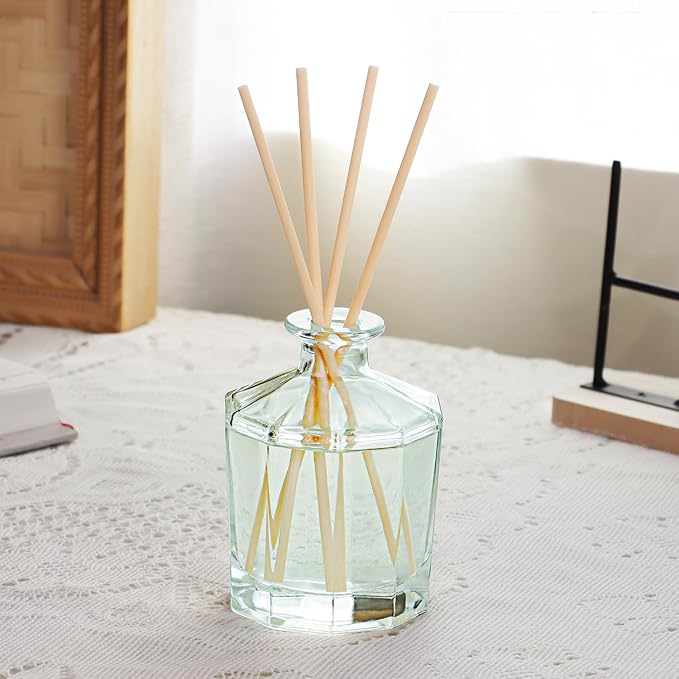 L'Oeud Vill Reed Diffuser, 8.5 Oz(250ml) Vanilla Bathroom Scented Home Fragrance Essential Oil Reed Diffuser Set for Large Rooms