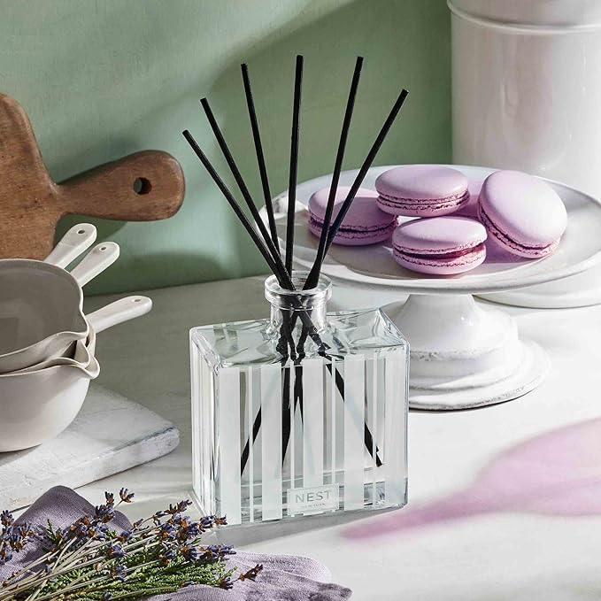 NEST New York Reed Diffuser, Cedar Leaf & Lavender - 5.9 fl oz - Fragrance for Up to 90 Days - Reusable, Refillable Glass Holder - Includes 8 All-Natural Reed Sticks - Flame Free