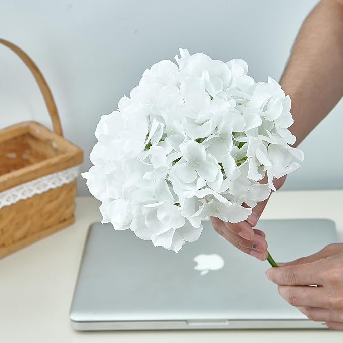 Artificial Hydrangea Flowers Pure White Heads 10 Fake Hydrangea Silk Flowers for Wedding Centerpieces Bouquets DIY Floral Decor Home Decoration with Stems.
