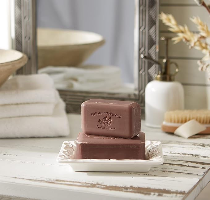 Pre de Provence Artisanal Soap Bar, Natural French Skincare, Enriched with Organic Shea Butter, Quad Milled for Rich, Smooth & Moisturizing Lather, Vanilla Cognac, 5.3 Ounce