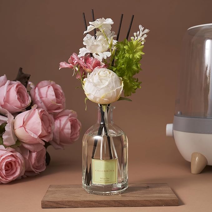 COCORRÍNA Reed Diffuser - White Tea 8.5 Fl.oz/ 250ml Flower Diffuser with 8 Sticks, Reed Diffusers for Home Bathroom Shelf Decor (Botanical Flower Collection)