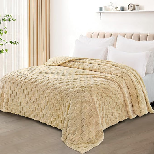 Exclusivo Mezcla Queen Size Flannel Fleece Blanket, Super Soft and Warm Lightweight Checkered Pattern Blankets for All Seasons, 90x90 Inches, Beige
