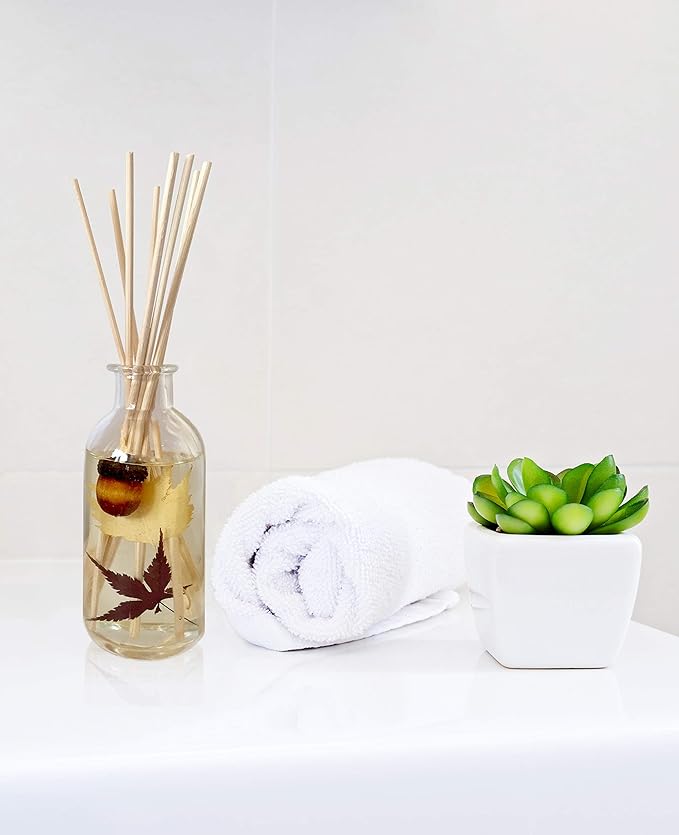 Urban Naturals Autumn Harvest Scented Oil Reed Diffuser | Fall Home Decor with Real Leaves & Botanicals | Creamy Pumpkin Pie, Nutmeg, Maple & Vanilla