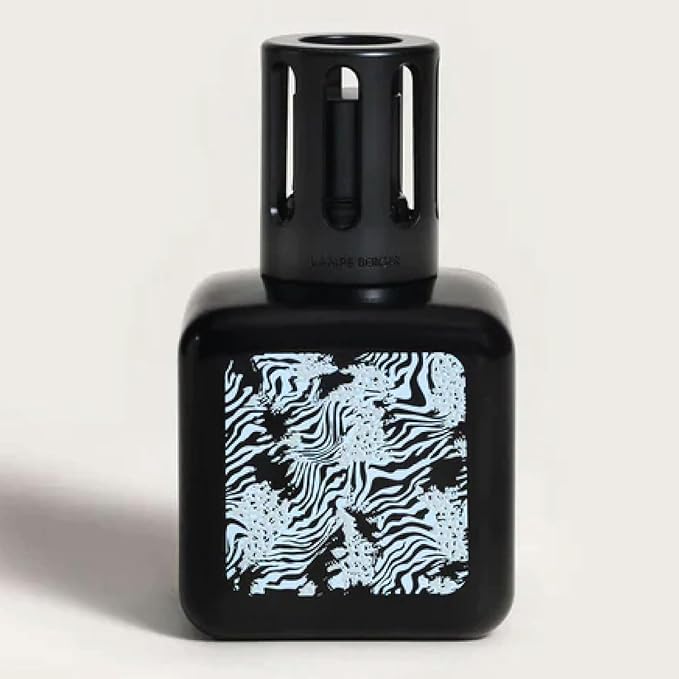 MAISON BERGER Lampe Berger Giftset Ice Cube - Home Fragrance Diffuser - Perfuming - 5.5 x 3 x 3 inches - Made in France - Includes Fragrance Ocean Breeze 8.45 Fluid Onces - 250 milliliters (Animal)