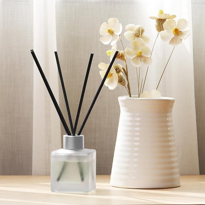 Reed Diffuser, Sweet Pepper Scented Oils, 3.4 oz Vegetable Aroma Air Freshener with Diffuser Sticks, Long Lasting Essential Oil Home Fragrance for Office Shelf Bathroom Decor (1 Pack)