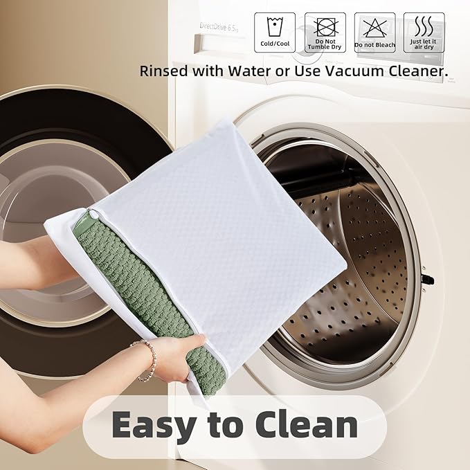 Bathroom Rugs Non Slip Washable, Super Absorbent Thin Bath Mat Quick Dry Low Pile Bathroom Rug, Sage Green 24"x47"