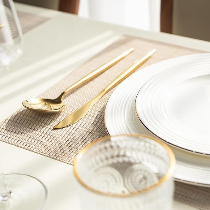Placemats Set of 6 Vinyl/Plastic Woven Place Mats for Kitchen Table Indoor/Outdoor Washable Placemat Wipeable Dining Table Mats (Beige,6)