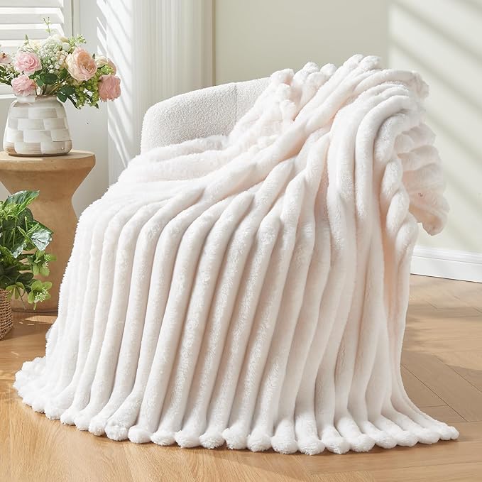NEWCOSPLAY Super Soft Queen Blanket Ivory Premium Silky Flannel Fleece 3D Ribbed Jacquard Lightweight Bed Blanket All Season Use (Ivory Ribbed, Queen(90"x90"))