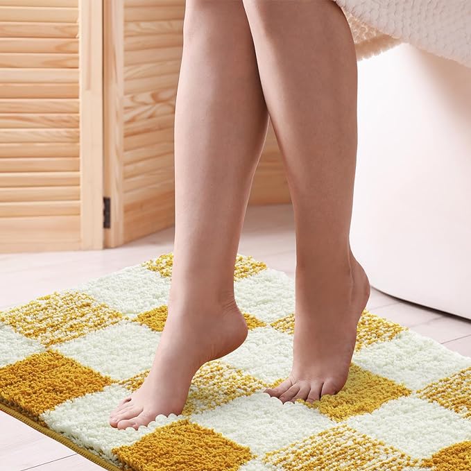 CozeCube Checkered Bath mats for Bathroom Non Slip, Fluffy Absorbent Microfiber Bath mat Washable, Aesthetic Bathroom Rugs, Cute Bath mat for Shower Sink, Harvest Gold, 32" x 20"
