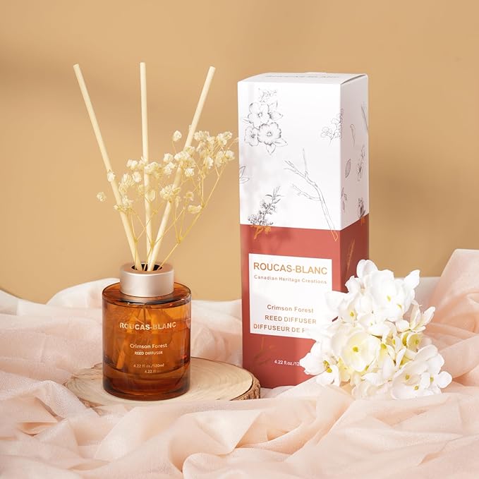 ROUCAS BLANC Reed Diffuser Set with Preserved Flowers, Tonka Bean and Woody Scented Diffuser with Sticks, 4.22 fl.oz., Room Decor & Bathroom Decor, Aromatherapy Home Fragrance Diffuser Non-Toxic Gift