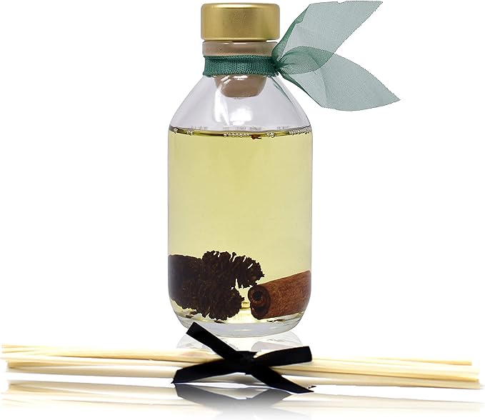 LOVSPA Cinnamon Pinecones Reed Diffuser Set - Fir, Cinnamon, Clove & Sandalwood Scent Diffuser - Non-Toxic Oil Reed Diffuser - Made in The USA