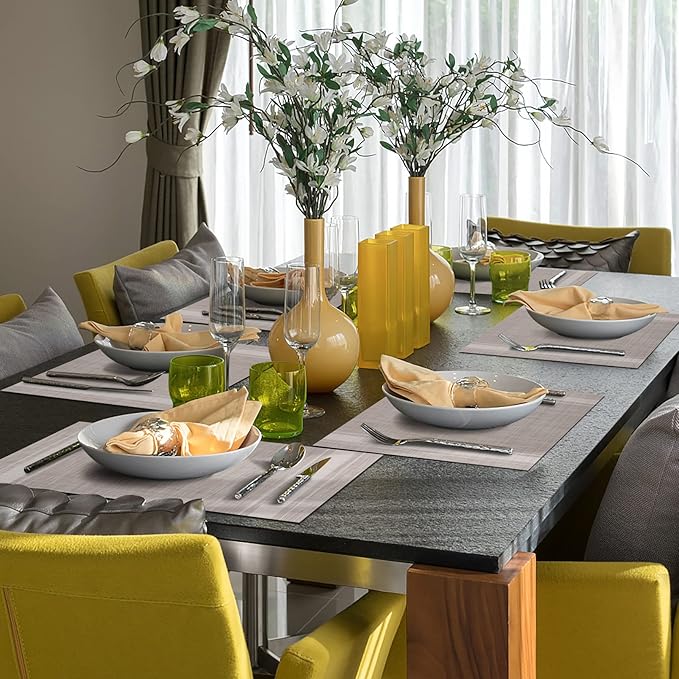 Winknowl Placemats, Set of 6 Heat Resistant Stain Resistant Non-Slip Woven Vinyl Insulation Placemats, Washable Durable Elegant Table Mats for Dining (Beige White)