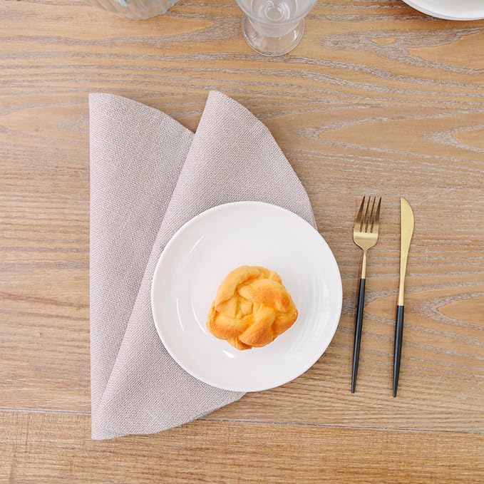 Set of 4 Round Placemat 15 Inch Soft Linen eco-Friendly Fabric Handcrafted Machine Washable Indoor & Outdoor Tablemat Natural Linen