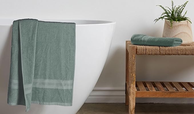 BOUTIQUO Premium Cotton 4 Pack Bath Towel Set - 100% Pure Cotton - 4 Bath Towels 27x54 - Ideal for Everyday use - Ultra Soft & Highly Absorbent - Jade